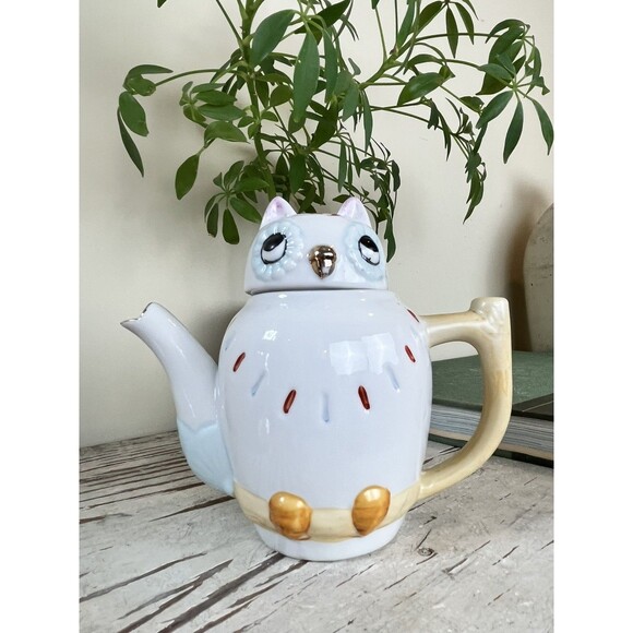 Vintage White Emson 5” Tall Ceramic Gold Nose Owl Teapot Taiwan 8 Oz - Picture 3 of 6